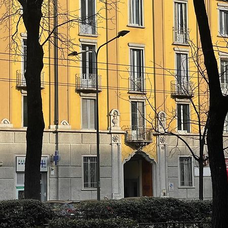 Appartamento A 5 Minuti Dal Centro Di Milano Di Anita E Marco Bagian luar foto